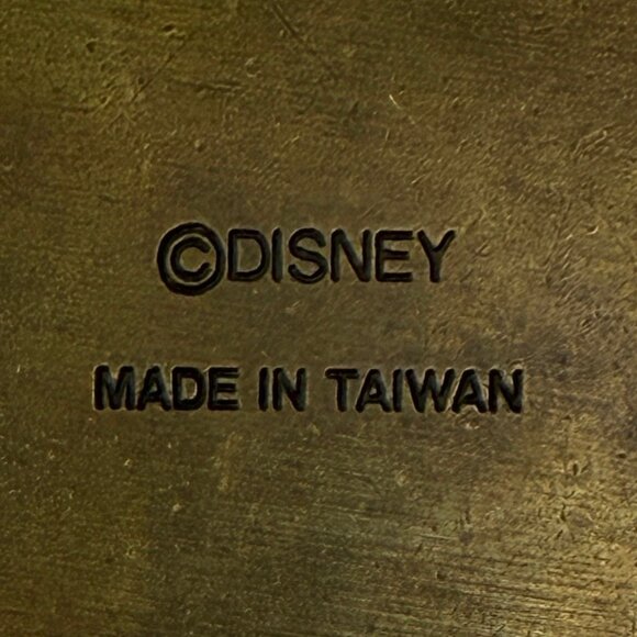 Vintage 1990s Disney 101 Dalmatians 2" Metal Keychain - Picture 4 of 4